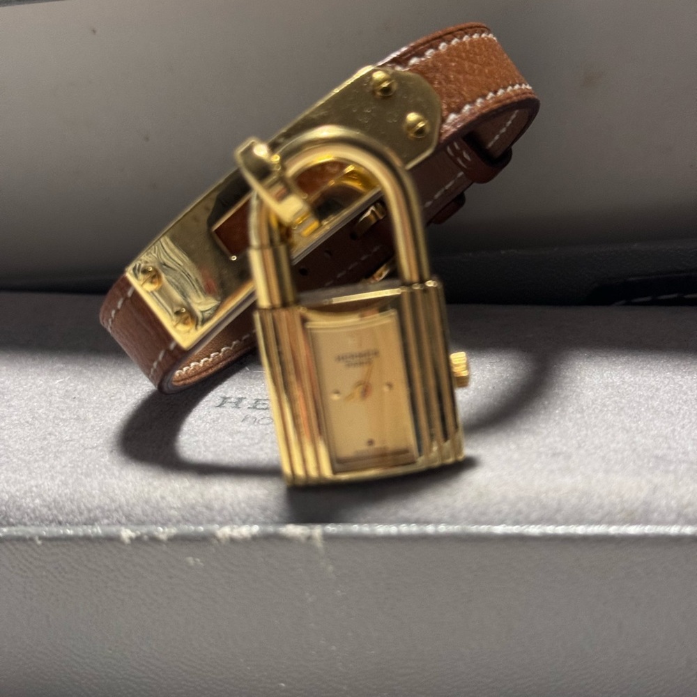 AUTHENTIC HERMES KELLY QUARTZ EXCELLENT CONDITION !!!